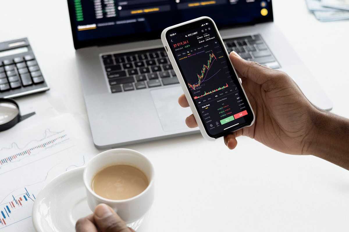 Sambut IPO Emiten Kopi, Yuk Pahami Aturan Pajak Trading Saham!
